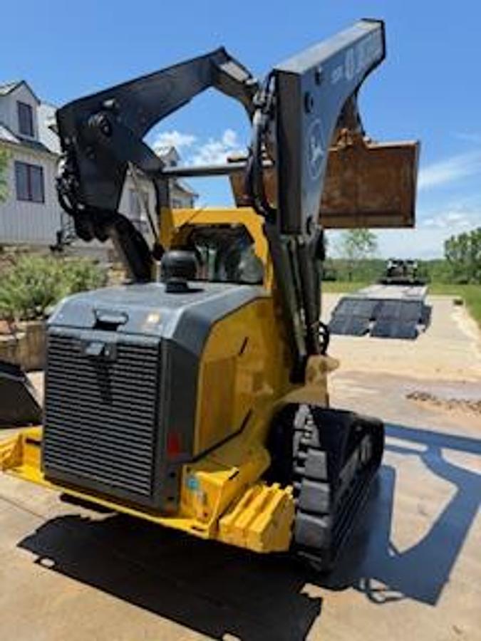 Used 2023 JOHN DEERE 333G