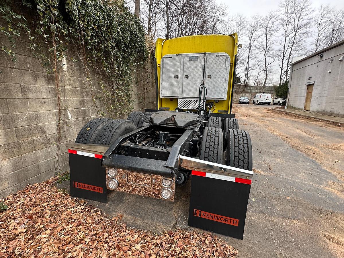 Used 2001 KENWORTH W900 AeroCab