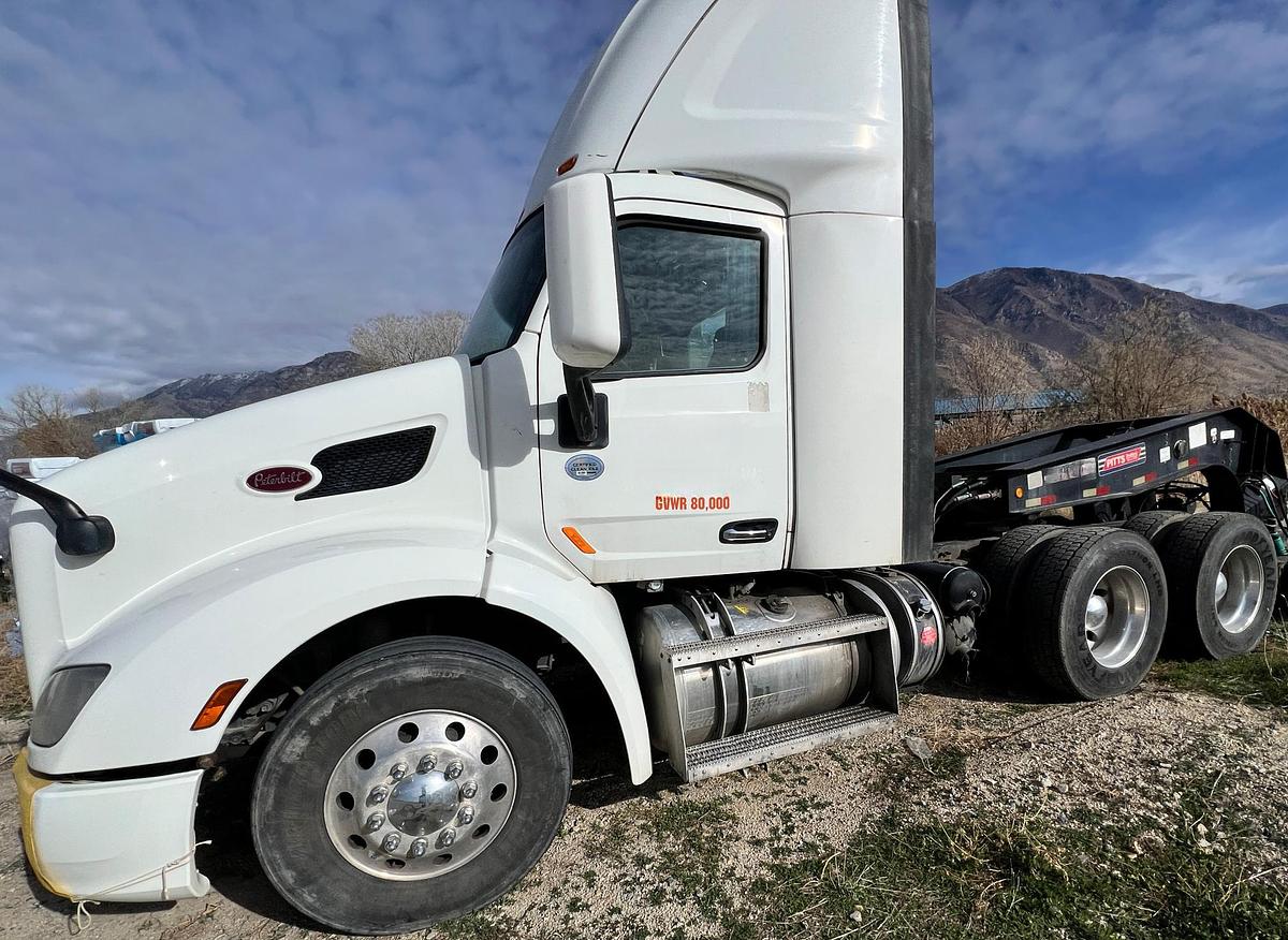 Used 2021 PETERBILT 579