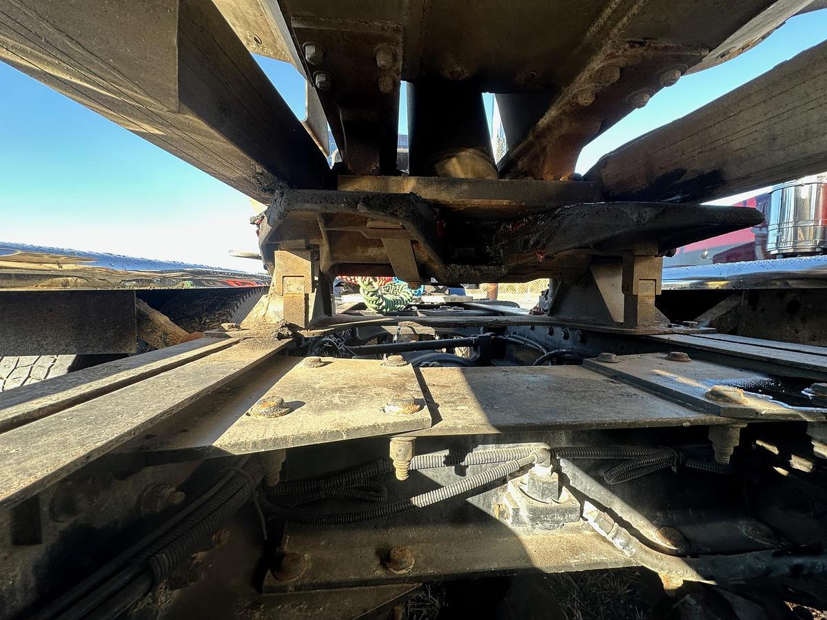 Used 2016 PETERBILT 367