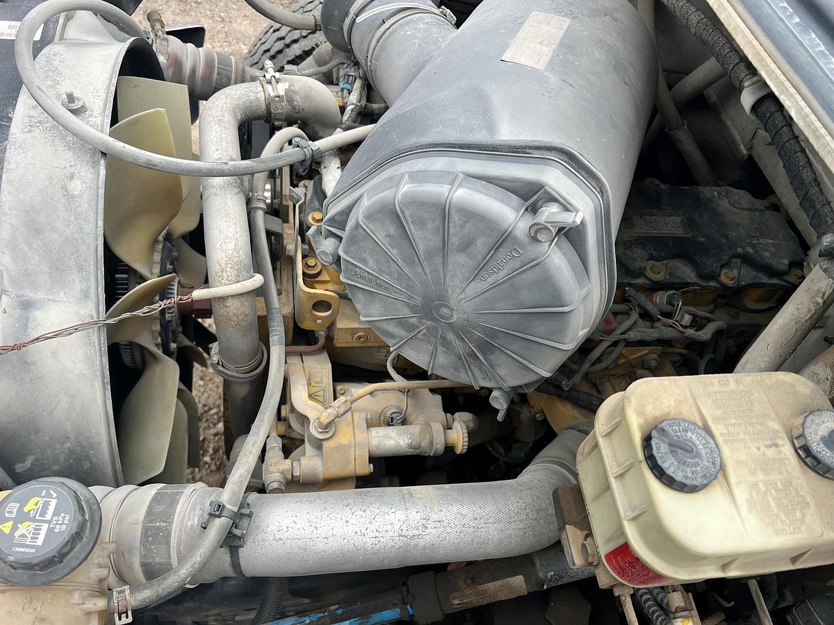 Used 2004 FORD F650 SD