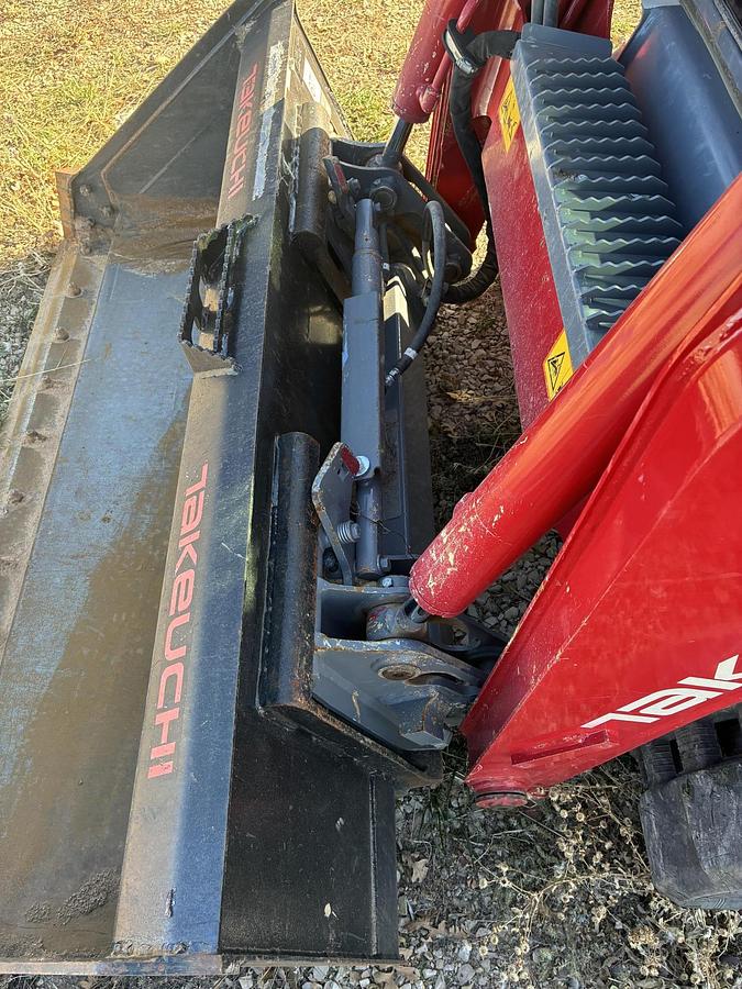 Used 2024 TAKEUCHI tl6r