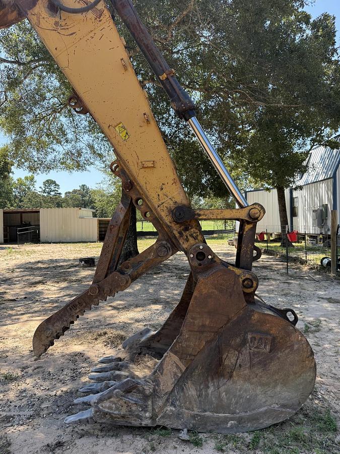 Used 2014 CATERPILLAR 320E LRR