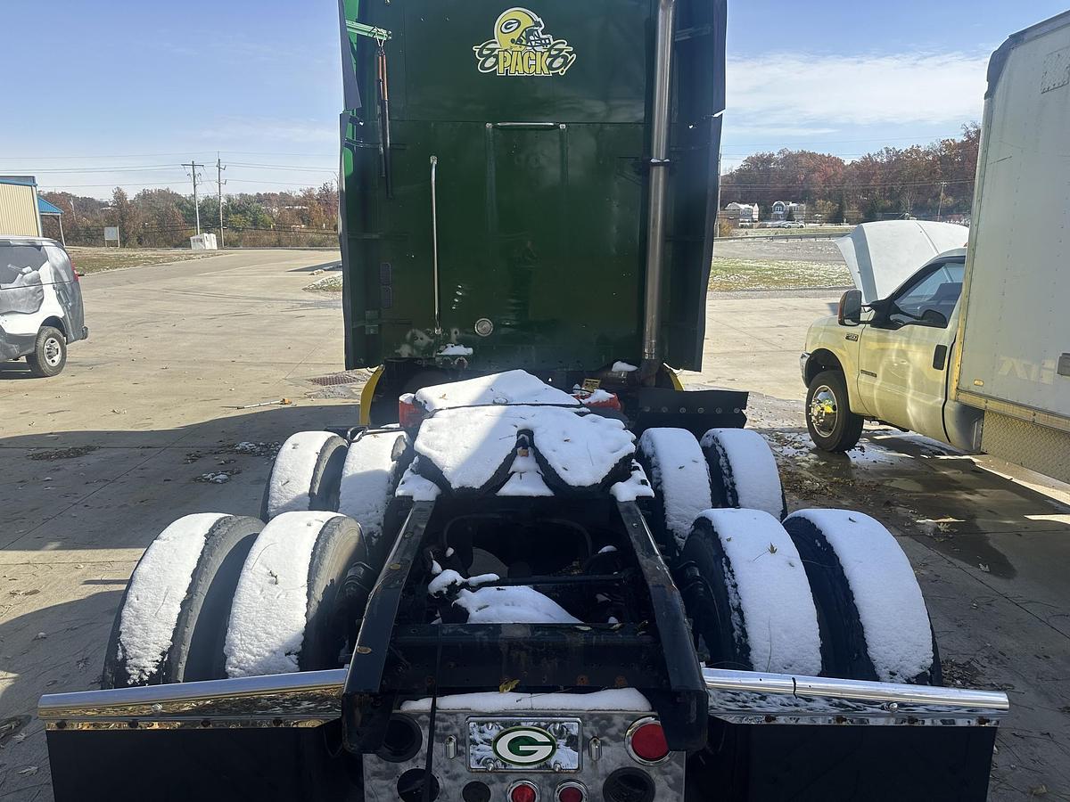 Used 2006 FREIGHTLINER Cascadia