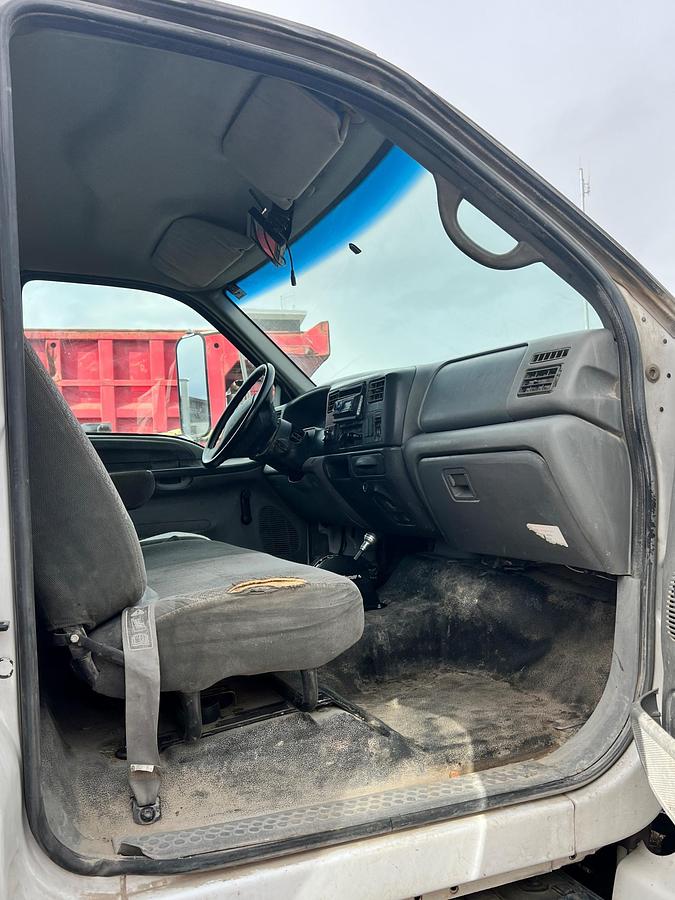 Used 2004 FORD F650 SD