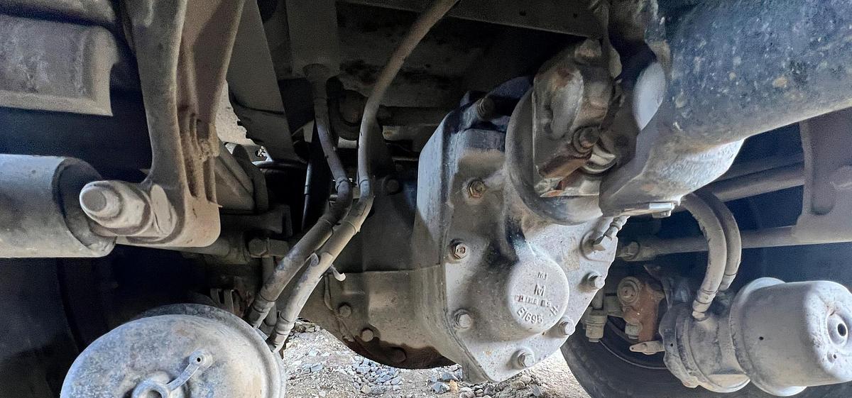 Used 2016 PETERBILT 348