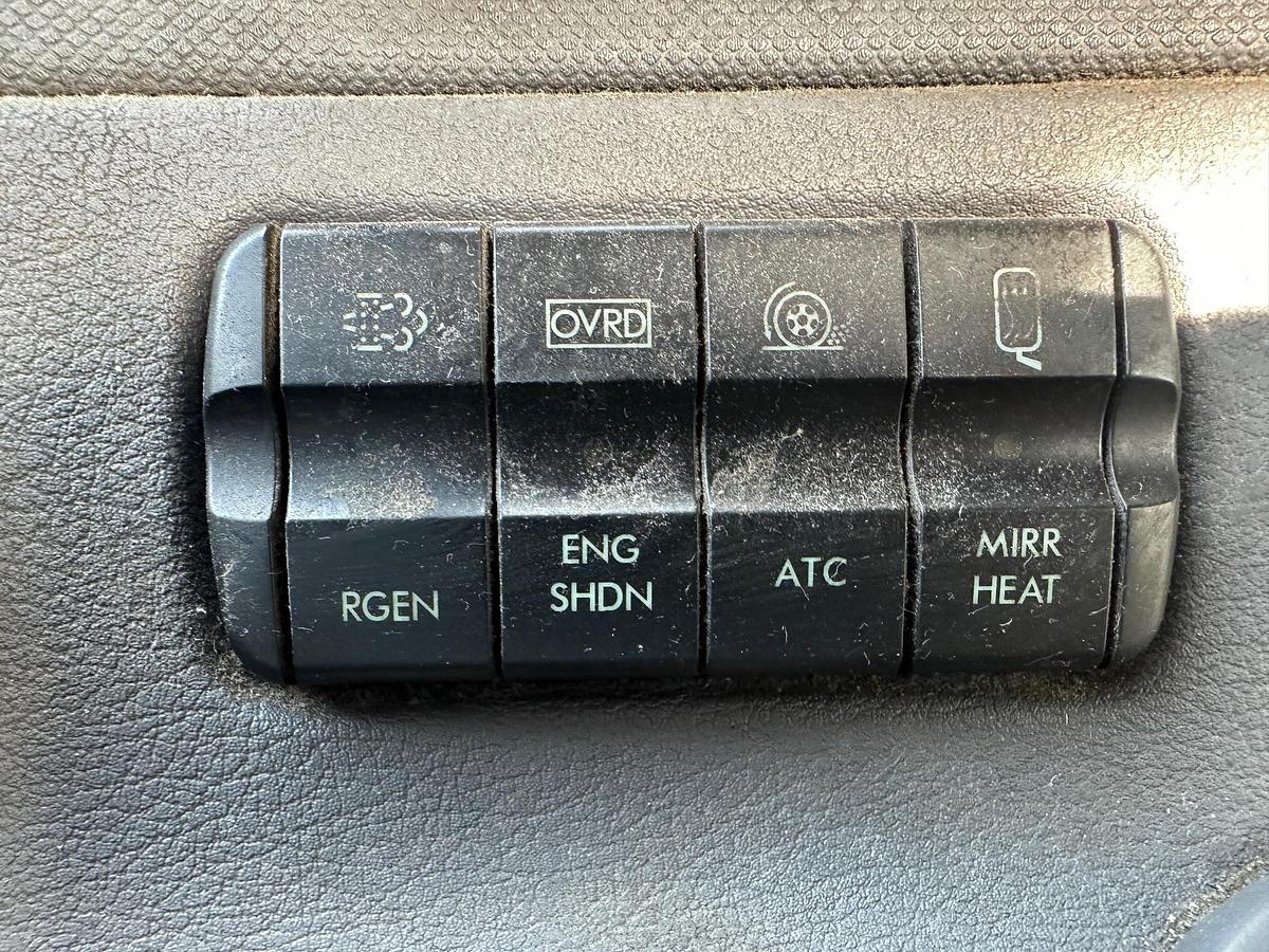 Used 2012 FREIGHTLINER Cascadia 125