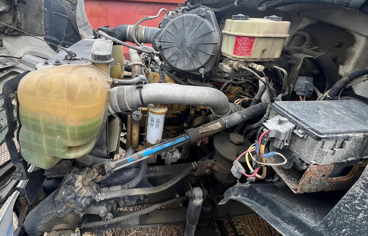 Used 2004 FORD F650 SD