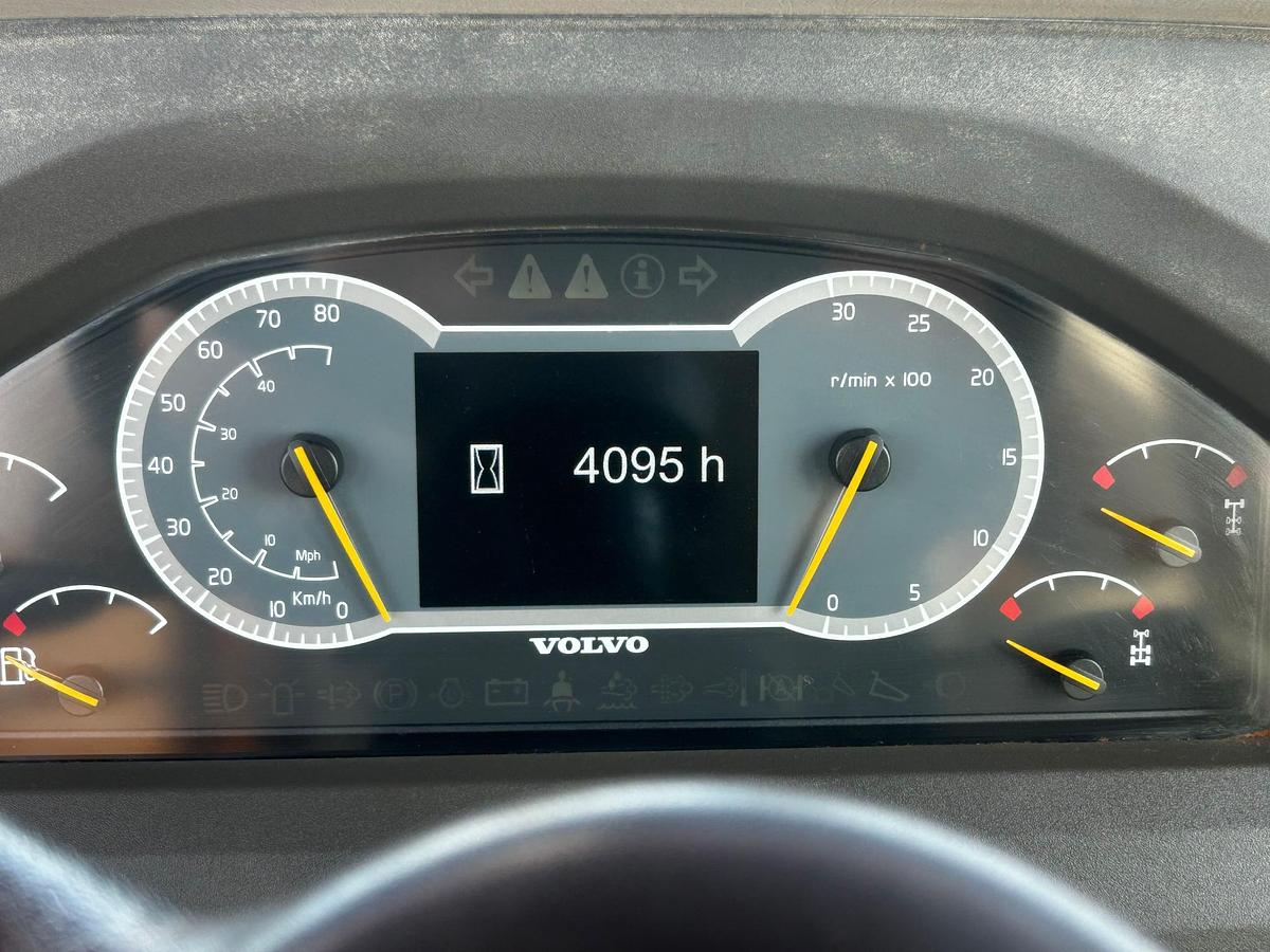 Used 2021 VOLVO A25G