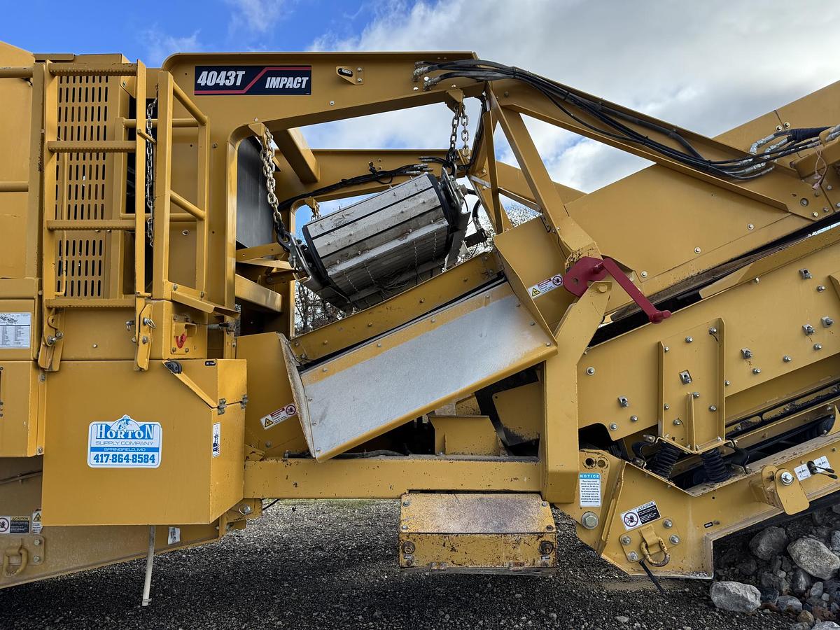 Used 2023 SCREEN MACHINE 4043 TR