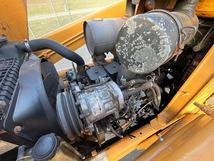 Used 2003 CASE 570M XT