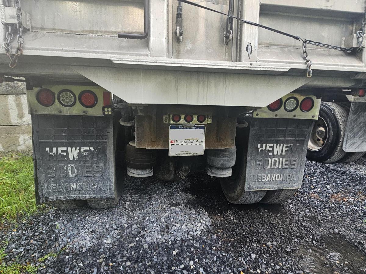 Used 2019 PETERBILT 365