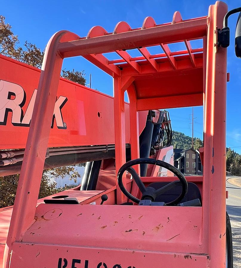 Used 2007 SKY TRAK 8042