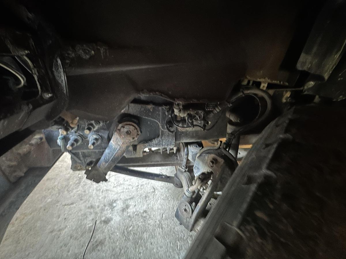 Used 2013 MACK GU713 Granite