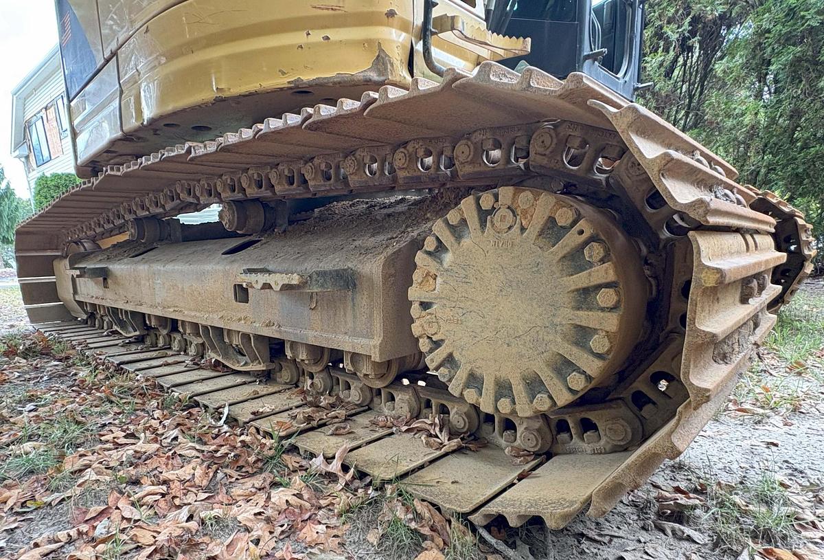 Used 2013 CATERPILLAR 321D LCR