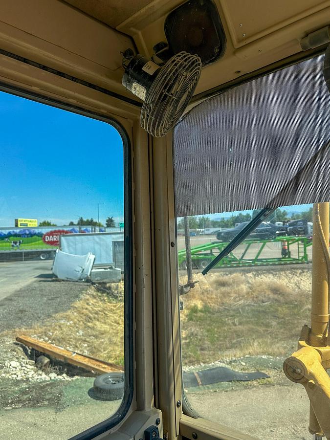 Used 2000 CATERPILLAR 143H