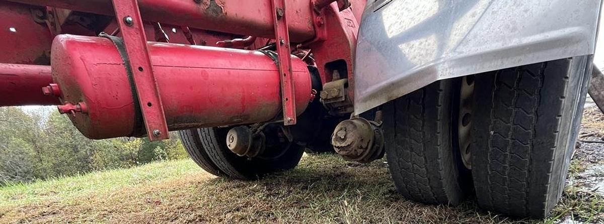 Used 1985 PETERBILT 359