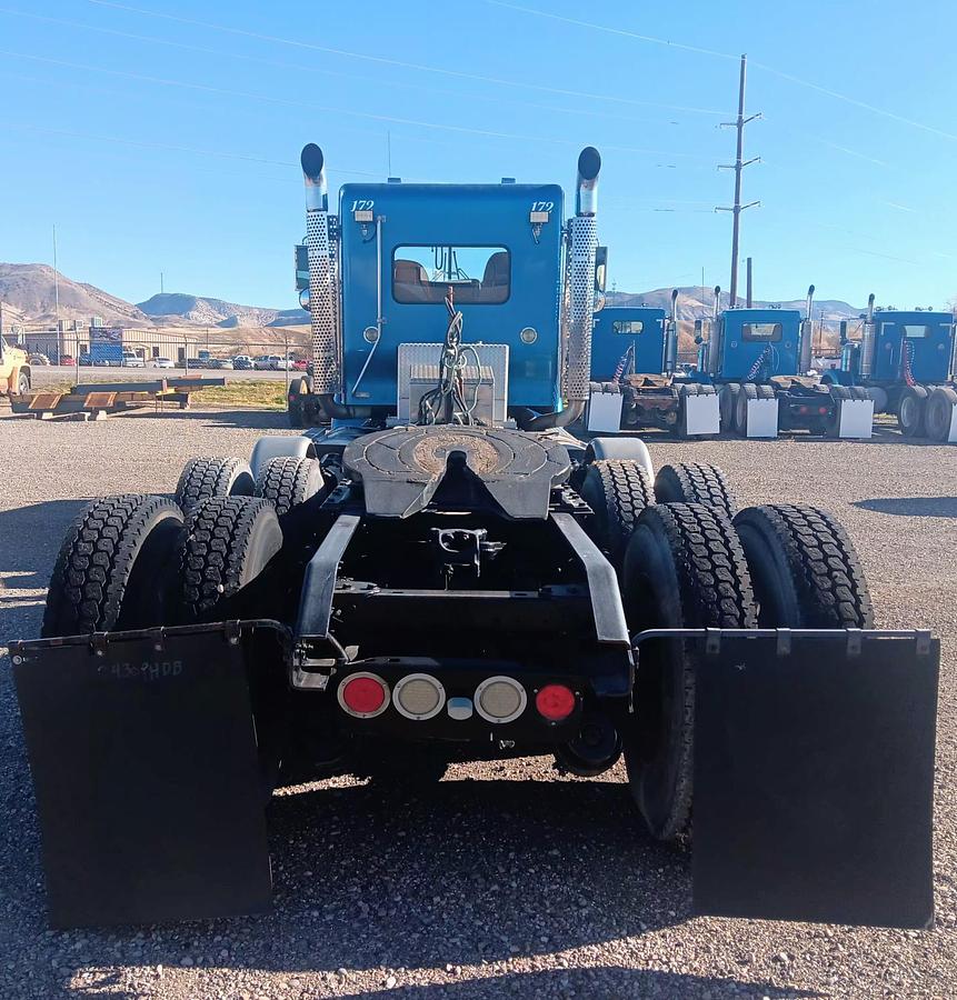 Used 2009 KENWORTH W900