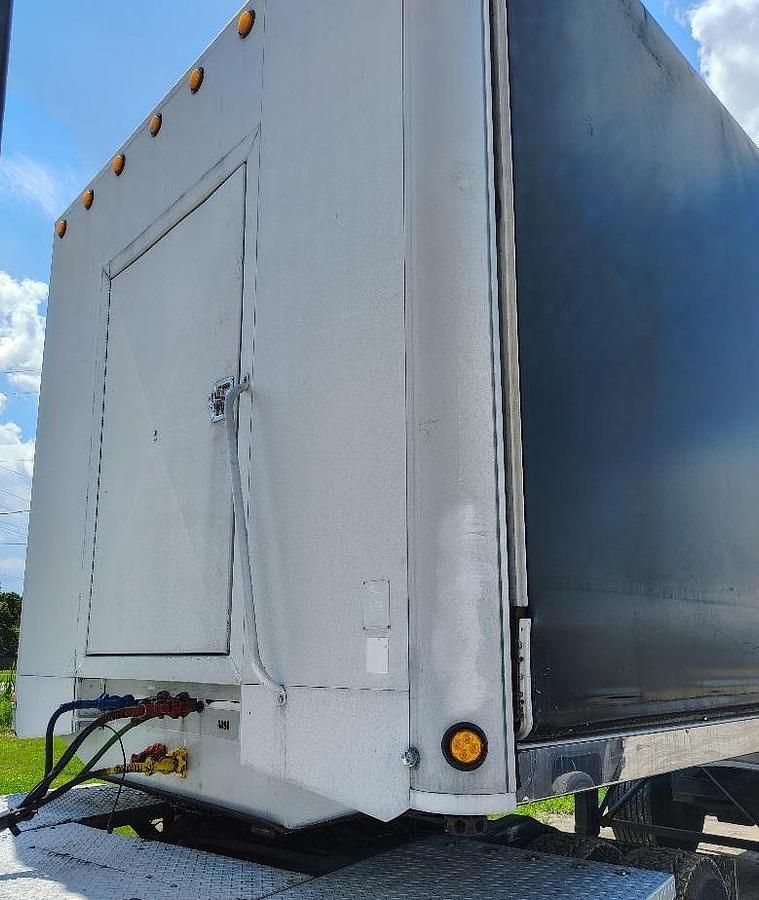 Used 2004 MAC 48 foot Quad