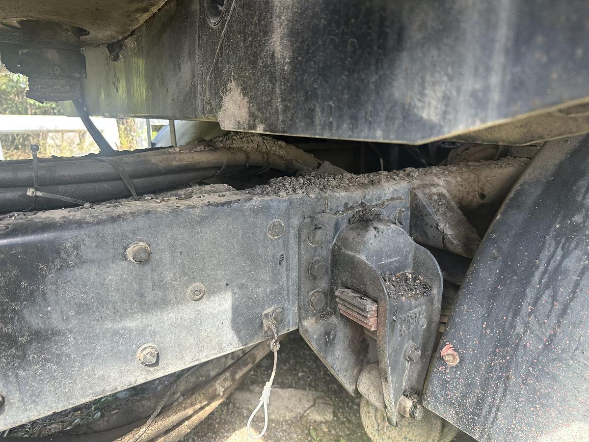 Used 1995 PETERBILT 200