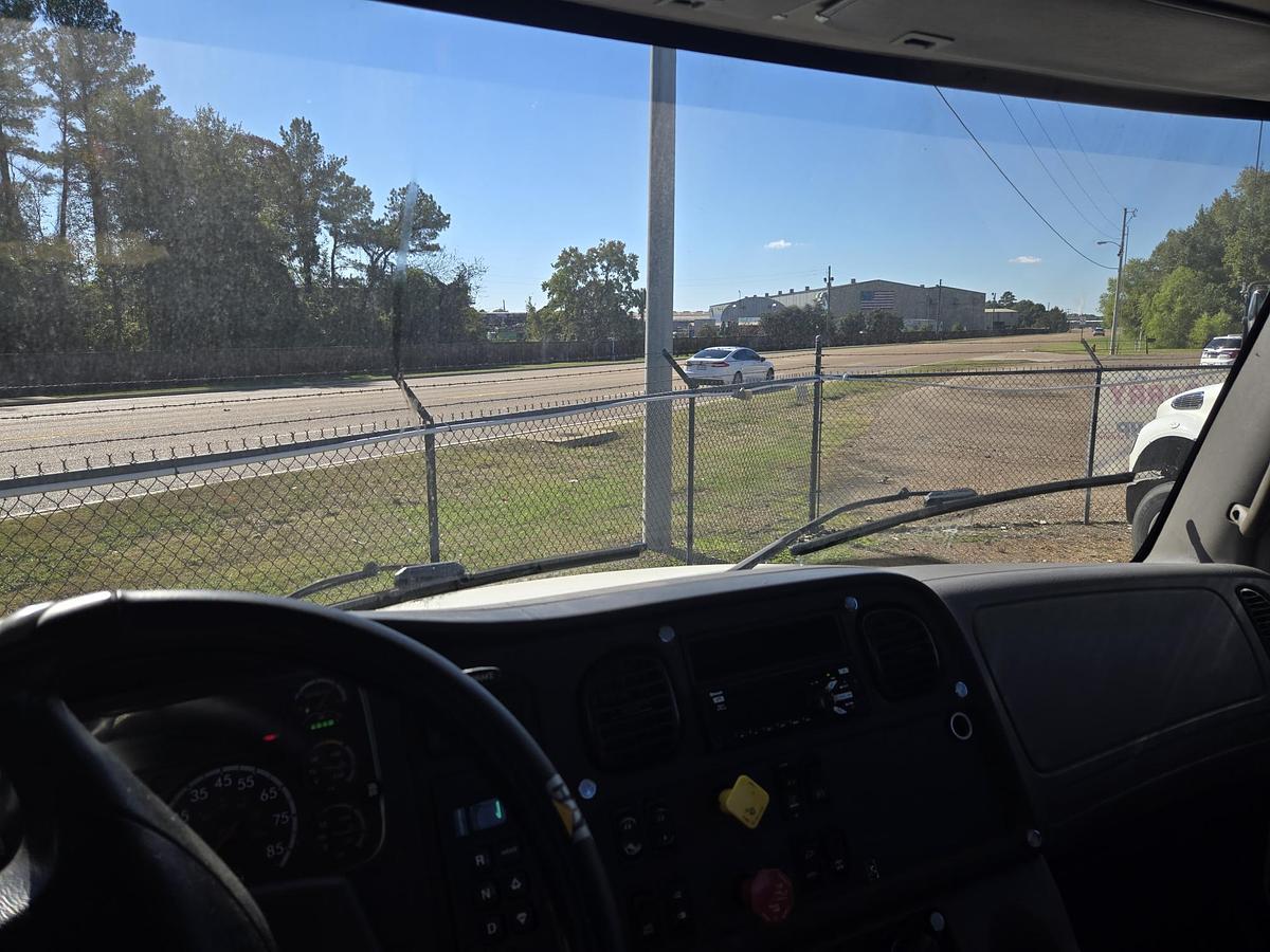 Used 2020 FREIGHTLINER Business Class M2 106