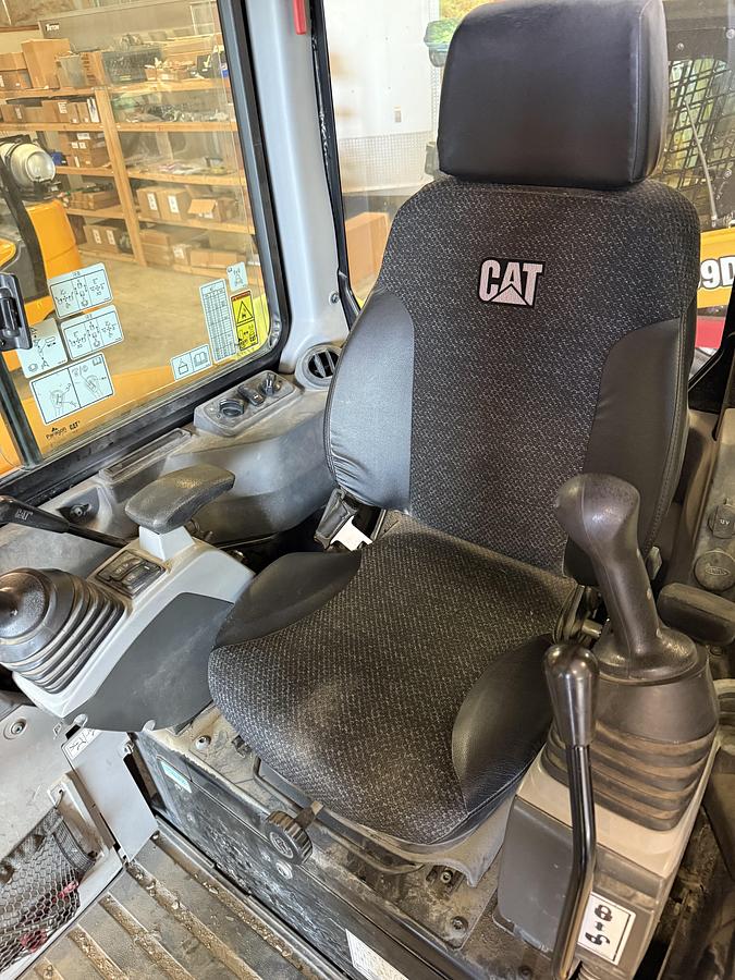 Used 2020 CATERPILLAR 304 E3 CR