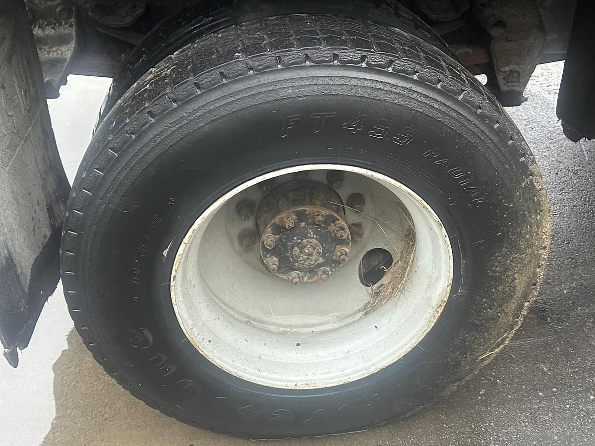 Used 1994 FORD L8000