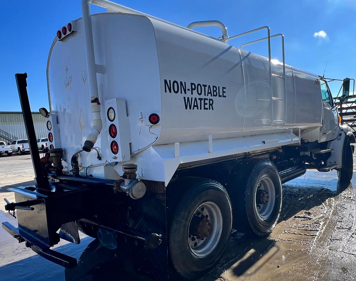 Used 2007 STERLING L7500 Water Truck