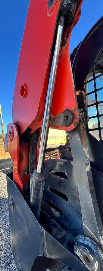 Used 2010 KUBOTA SVL75