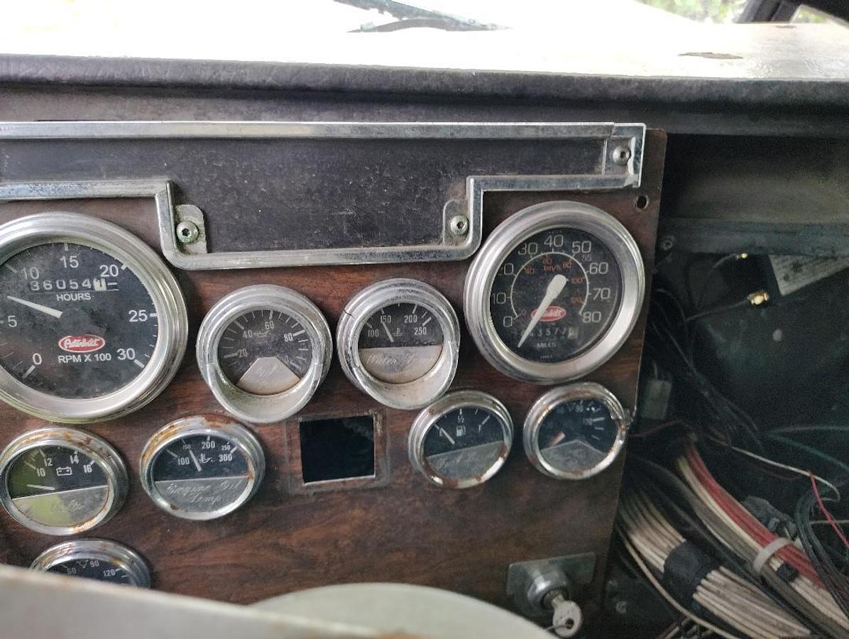 Used 1997 PETERBILT 379