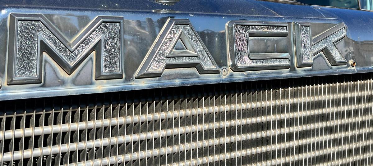 Used 1979 MACK RW766LST