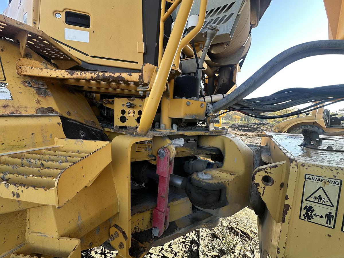 Used 2002 VOLVO A40D