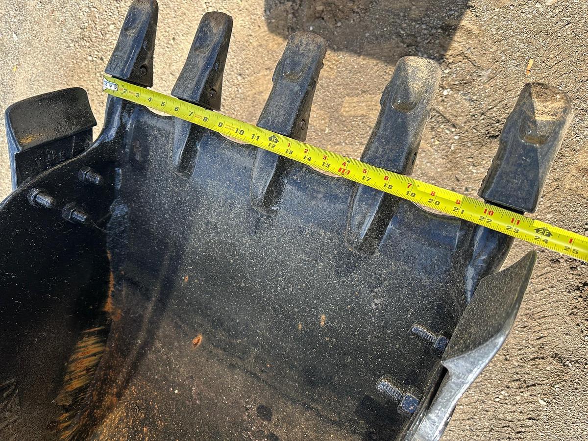 Used 2007 CATERPILLAR 304C CR