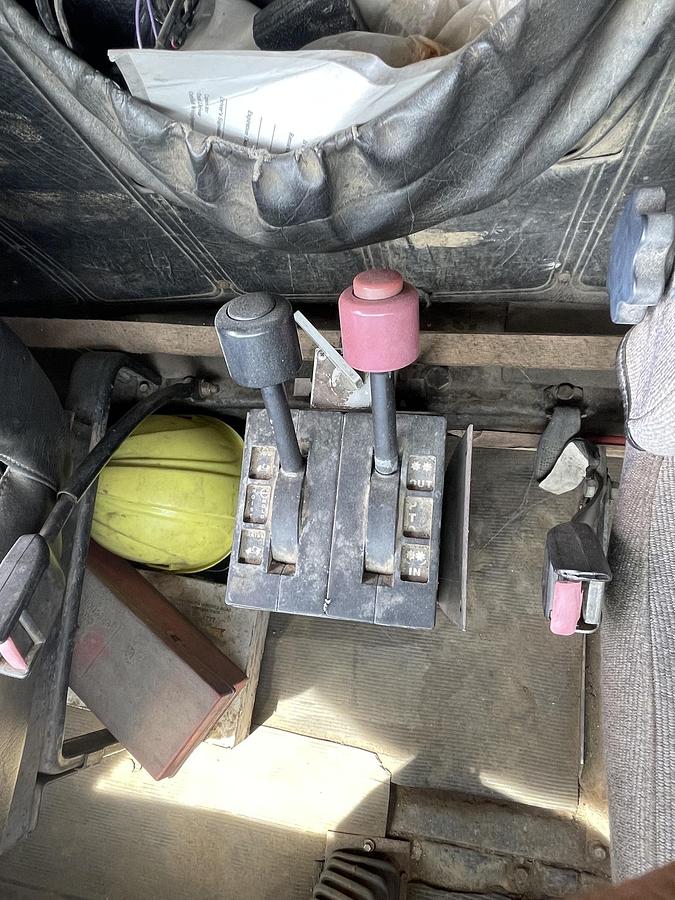 Used 1993 MACK RD 690S