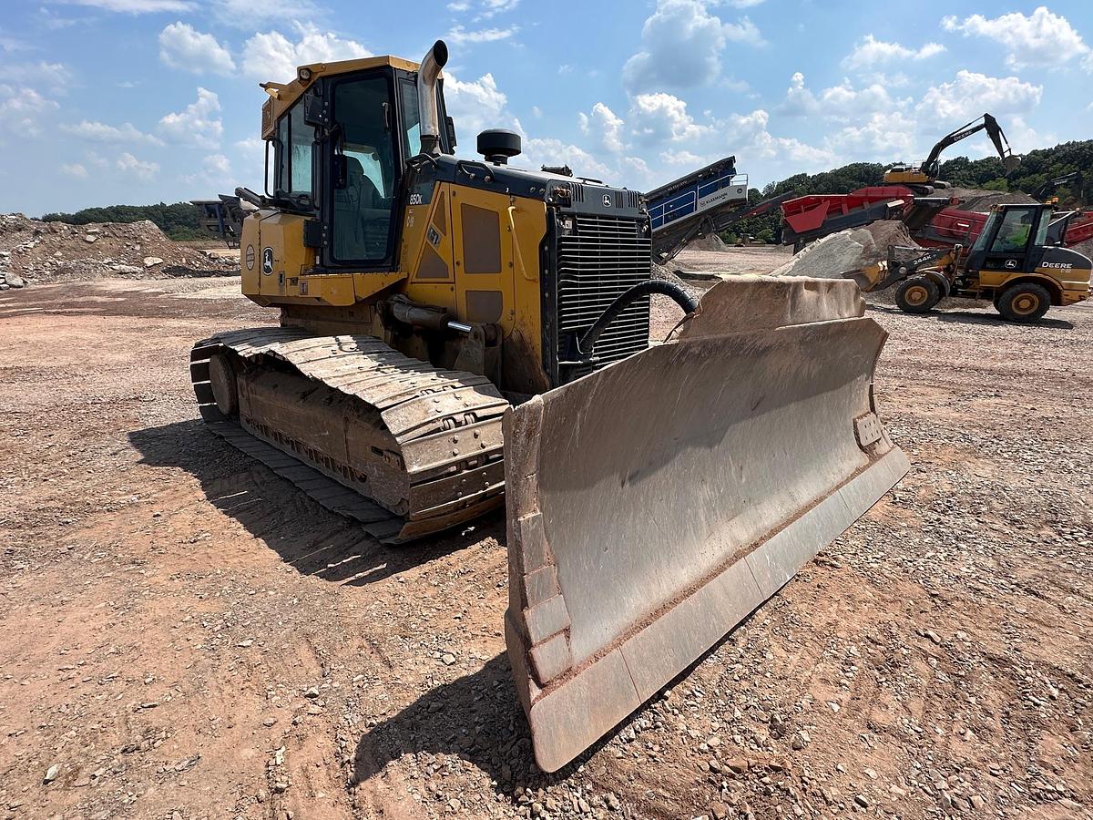 Used 2018 DEERE 850K WLT