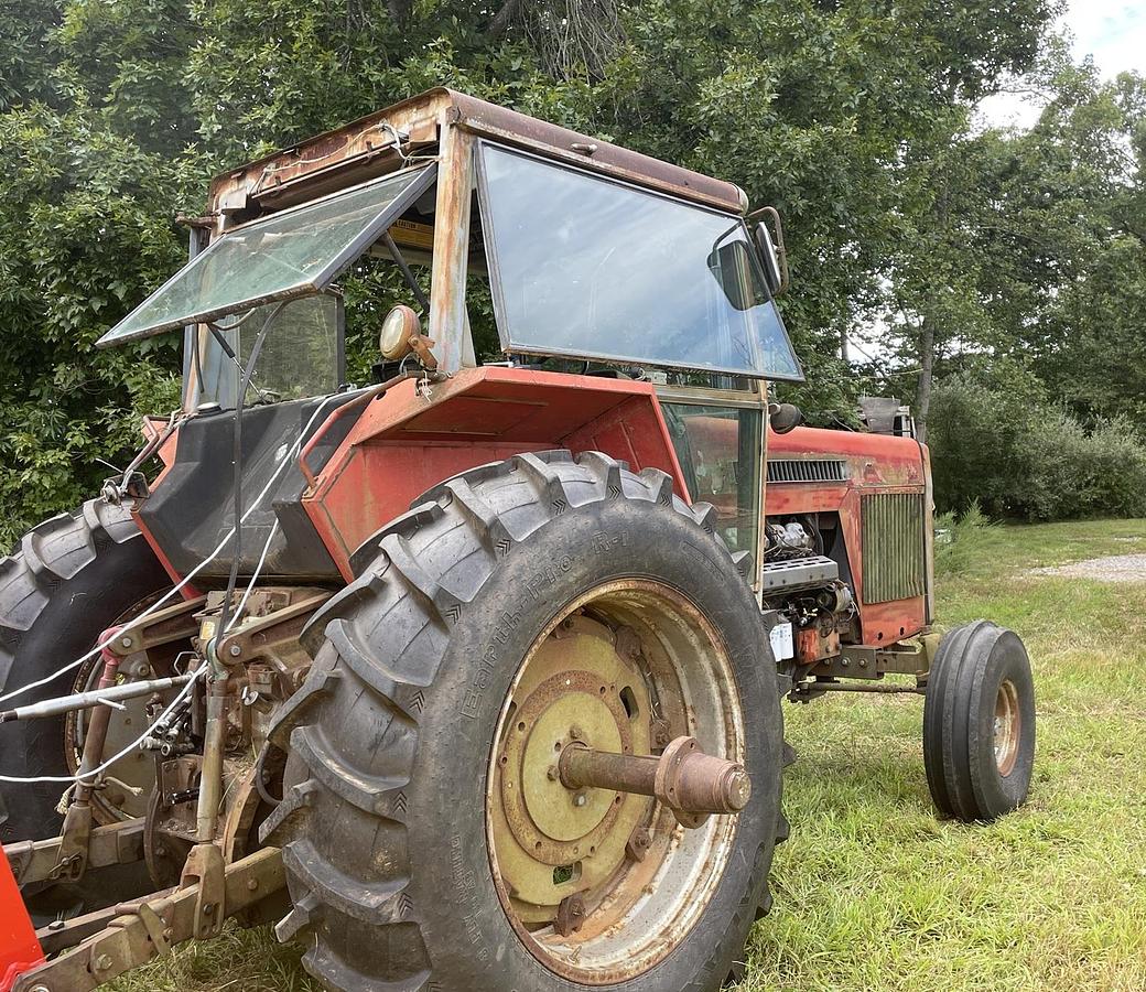 Used 1975 MASSEY FERGUSON MF 2745