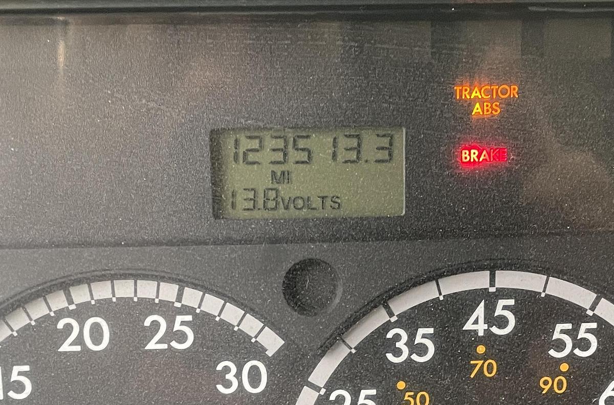 Used 2008 FREIGHTLINER M2