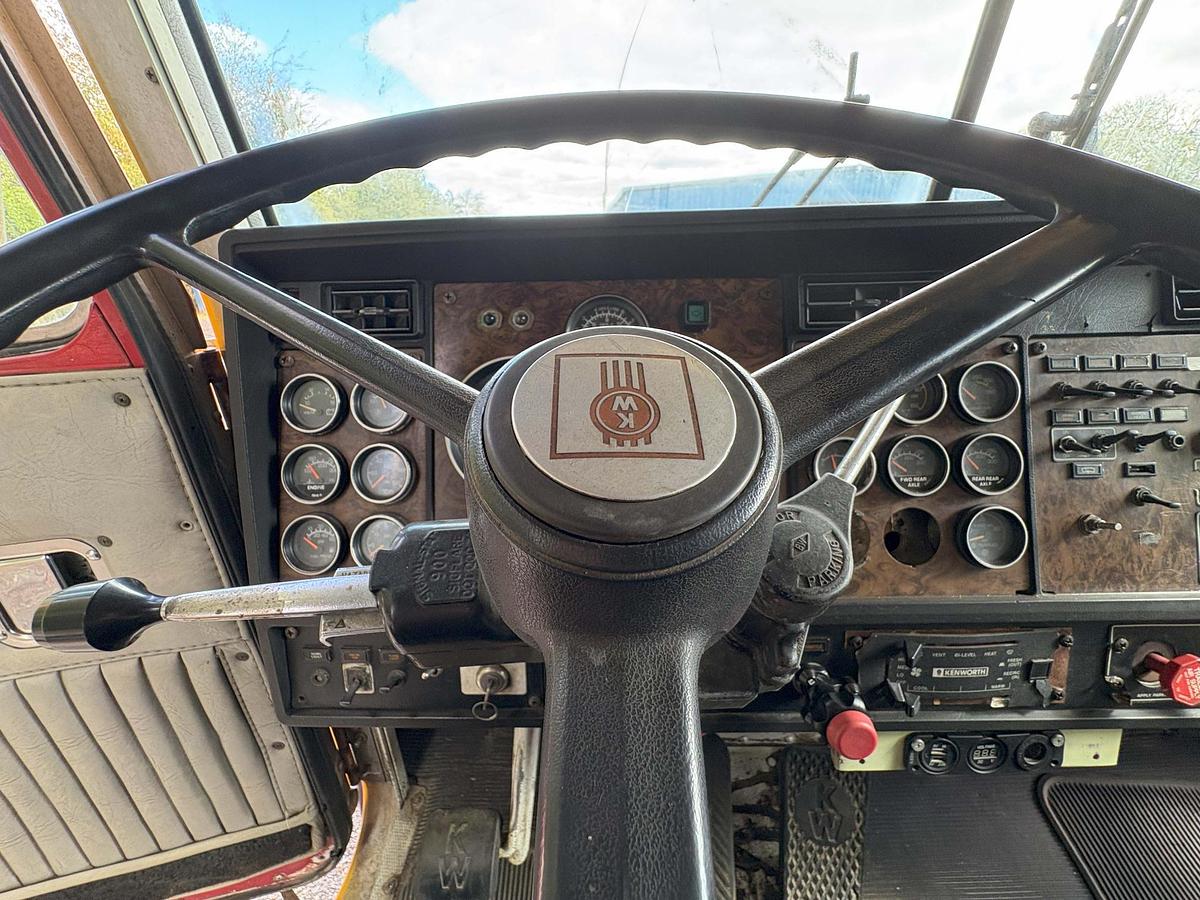 Used 1987 KENWORTH W900