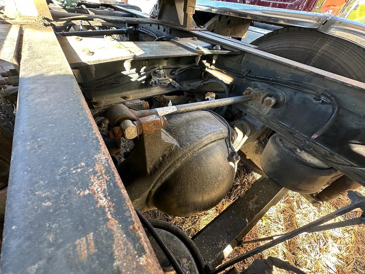 Used 2016 PETERBILT 367