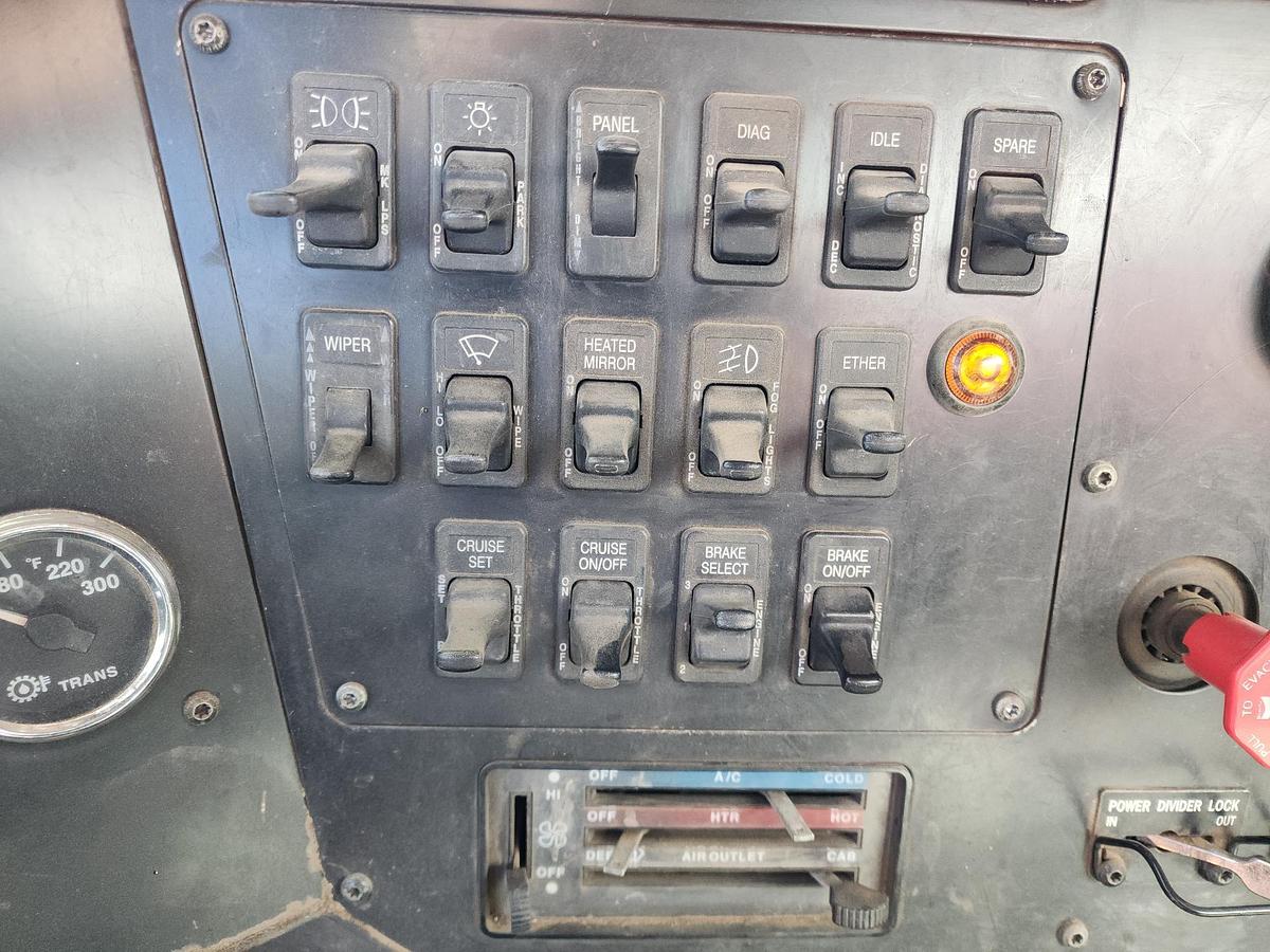 Used 1998 INTERNATIONAL 9100 6x4 Day Cab