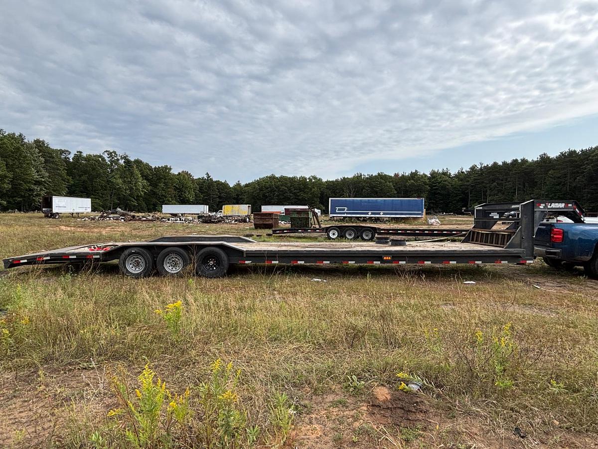 Used 2021 LAMAR H8024037