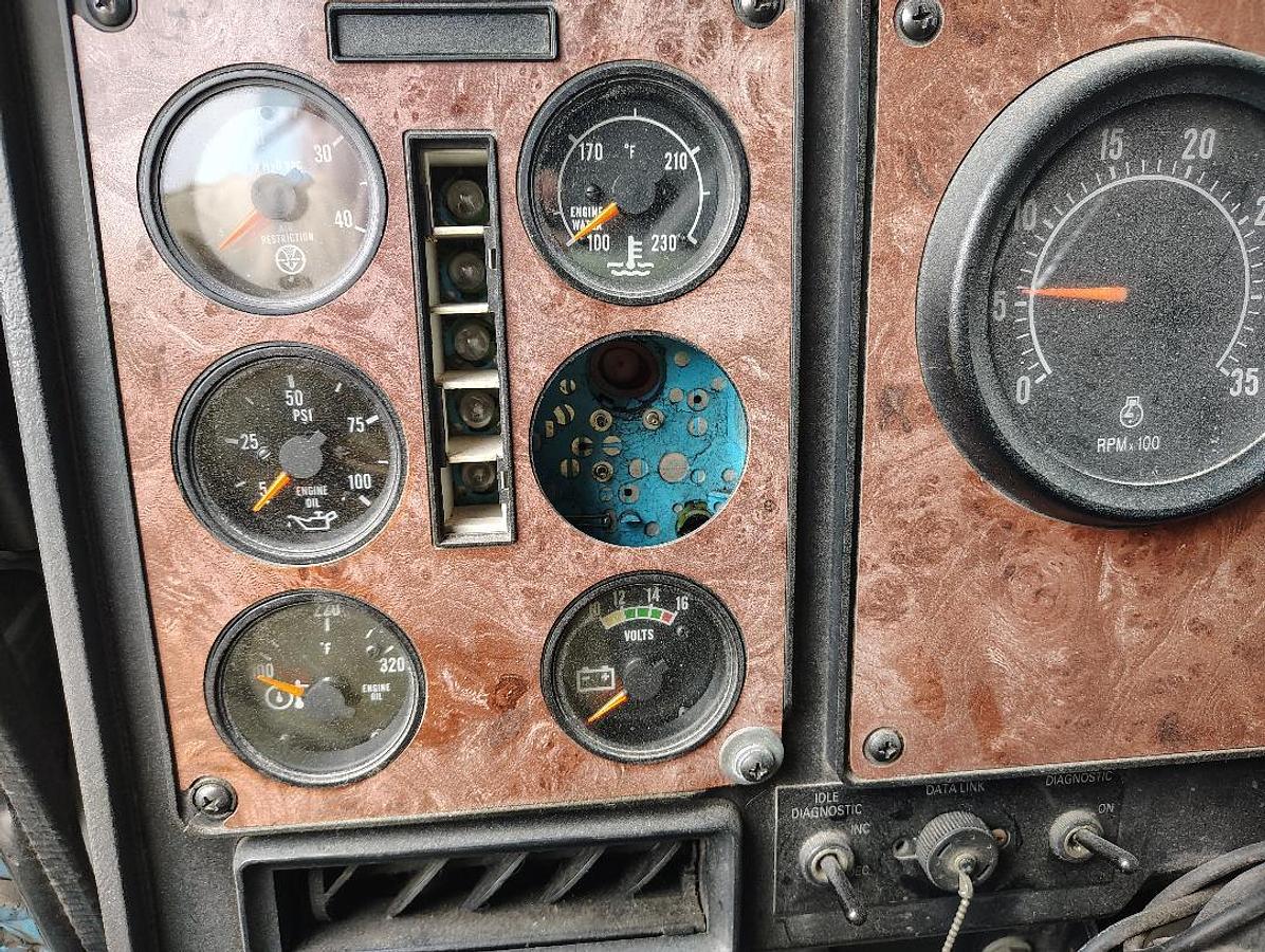 Used 1994 INTERNATIONAL 9200 6x4