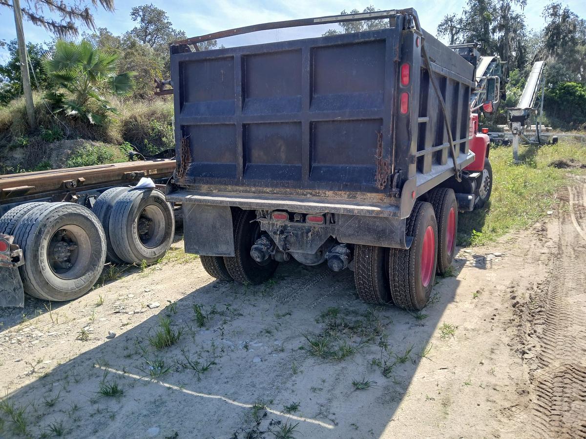 Used 1991 FORD L8000