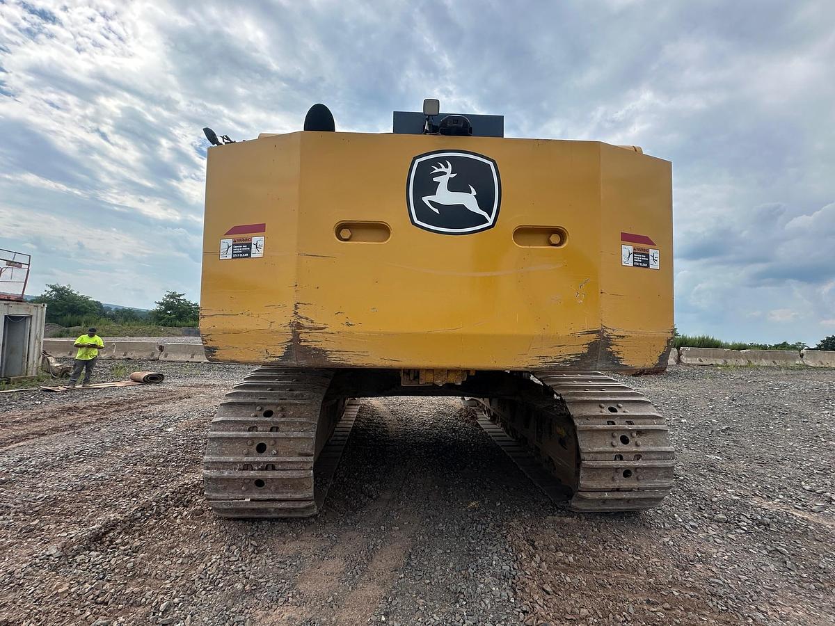 Used 2023 DEERE 670P
