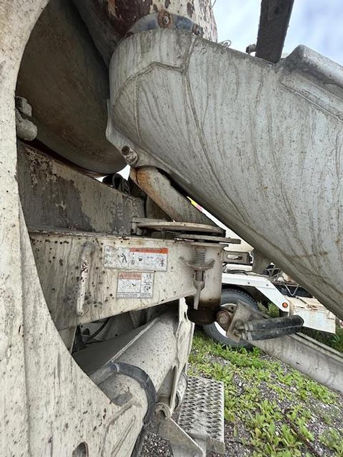 Used 2019 MACK GR64FR