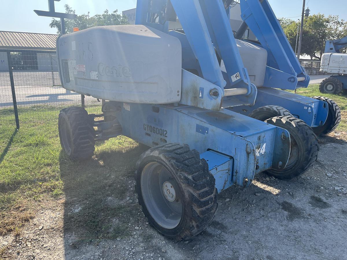 Used 2006 GENIE S-60