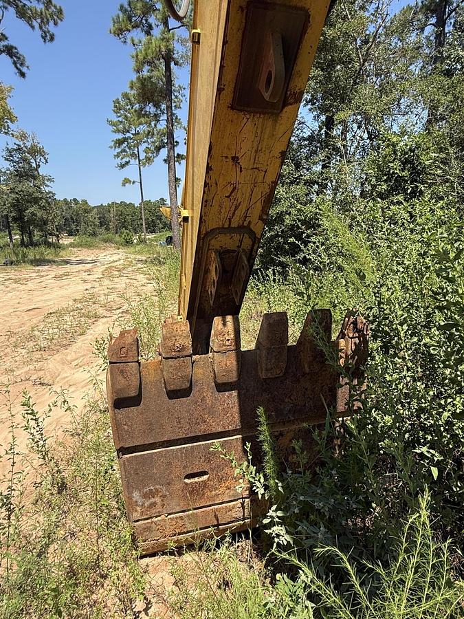 Used 2016 DEERE 350G LC