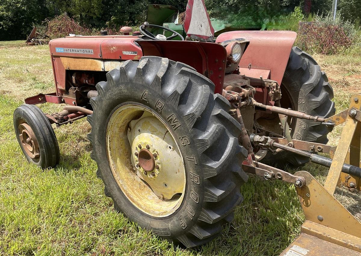 Used 1969 INTERNATIONAL 444