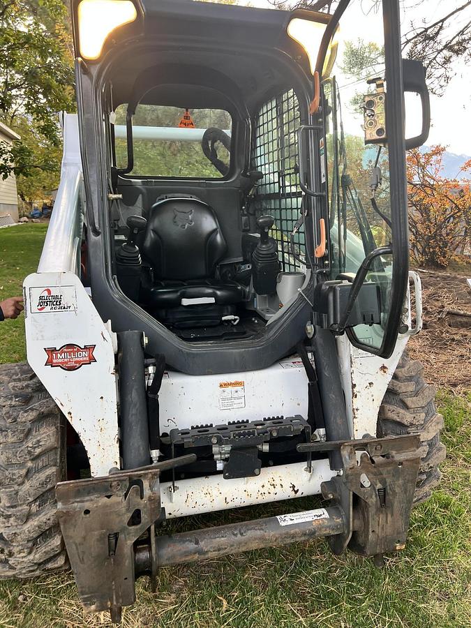 Used 2015 BOBCAT s570