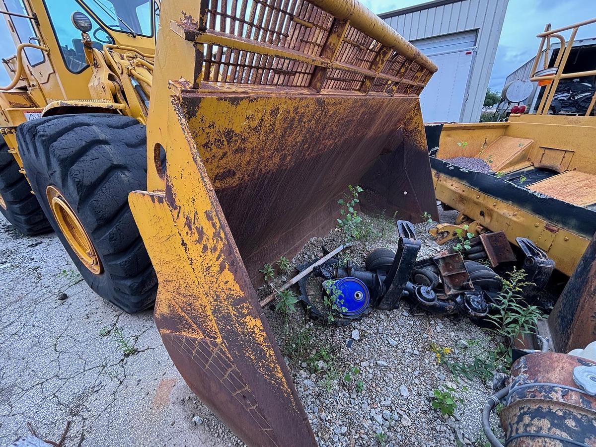 Used 1977 CATERPILLAR 980D